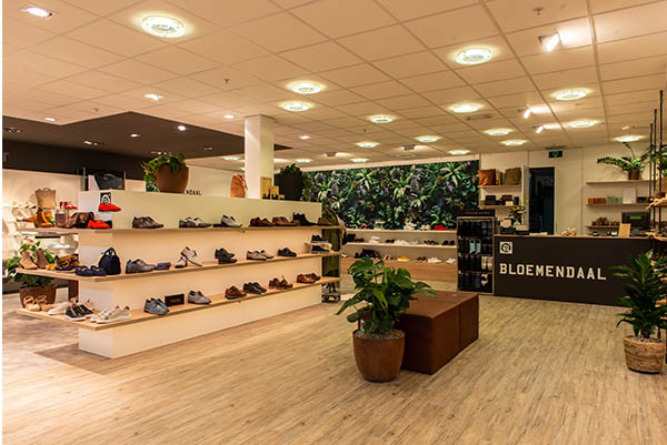 Realisatie nieuw interieur Bloemendaal schoenenwinkel Pijnacker.