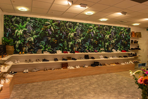 Realisatie nieuw interieur Bloemendaal schoenenwinkel Pijnacker.